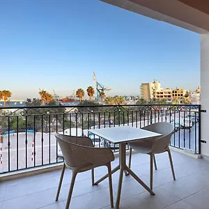Gem Beachfront With Amazing Bay And Sea Views Birżebbuġa